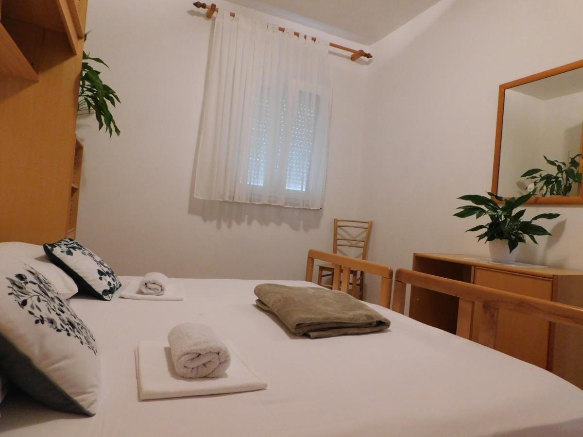 Salus Apartment