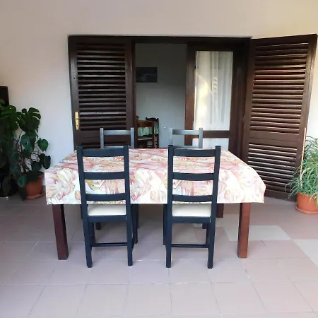 Apartmani Salus Pag Town Exterior photo
